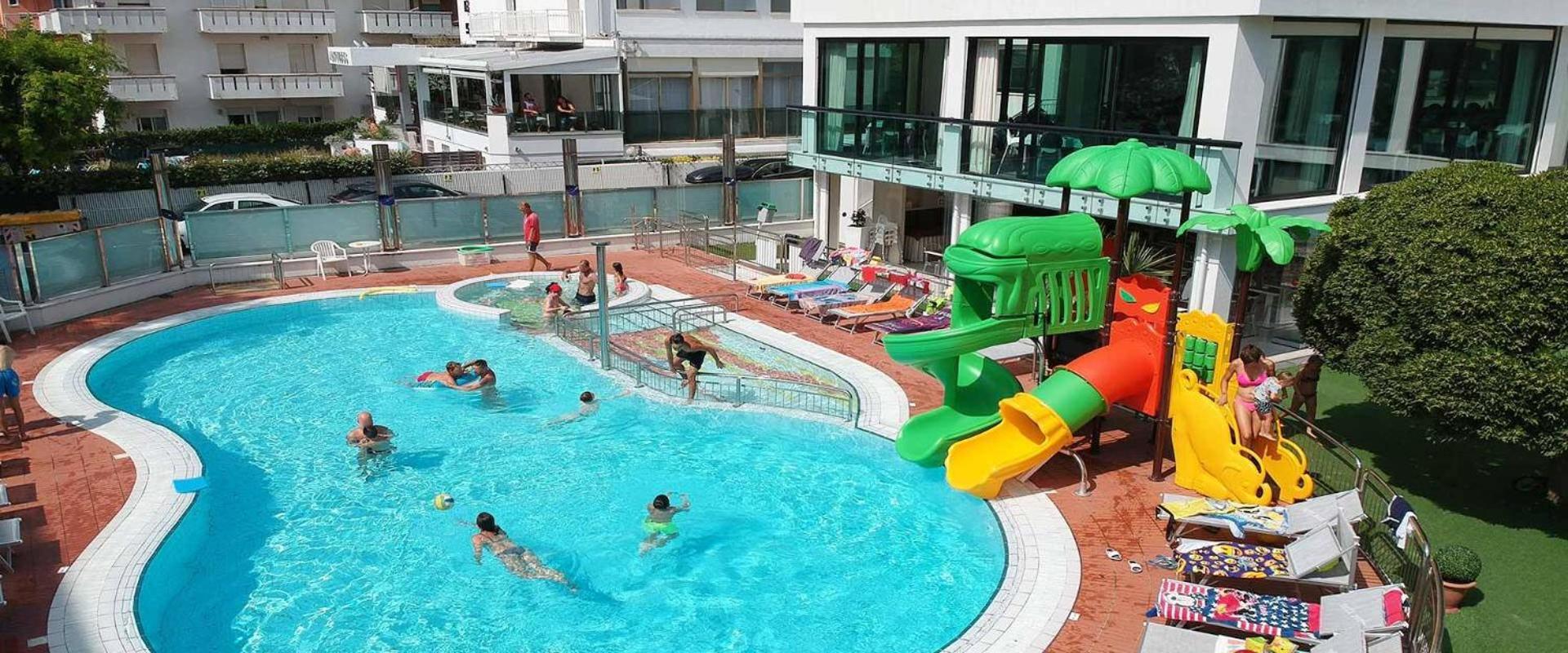 Hotel 2000 Riccione Exterior foto