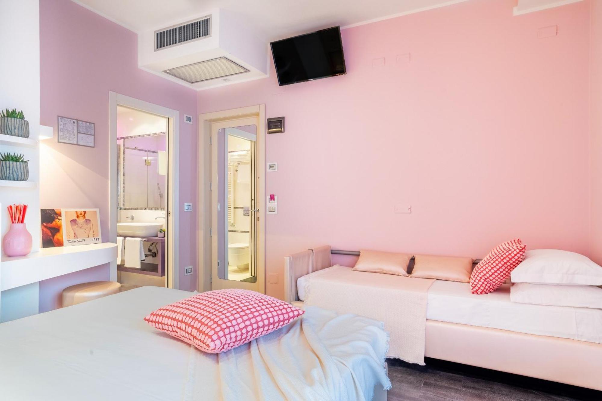 Hotel 2000 Riccione Exterior foto